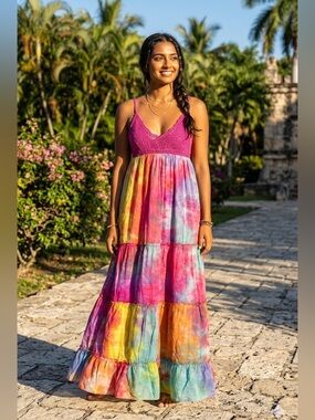 ✨ NWT CHAUDRY Artisan Tie-Dye Crochet Maxi Dress✨